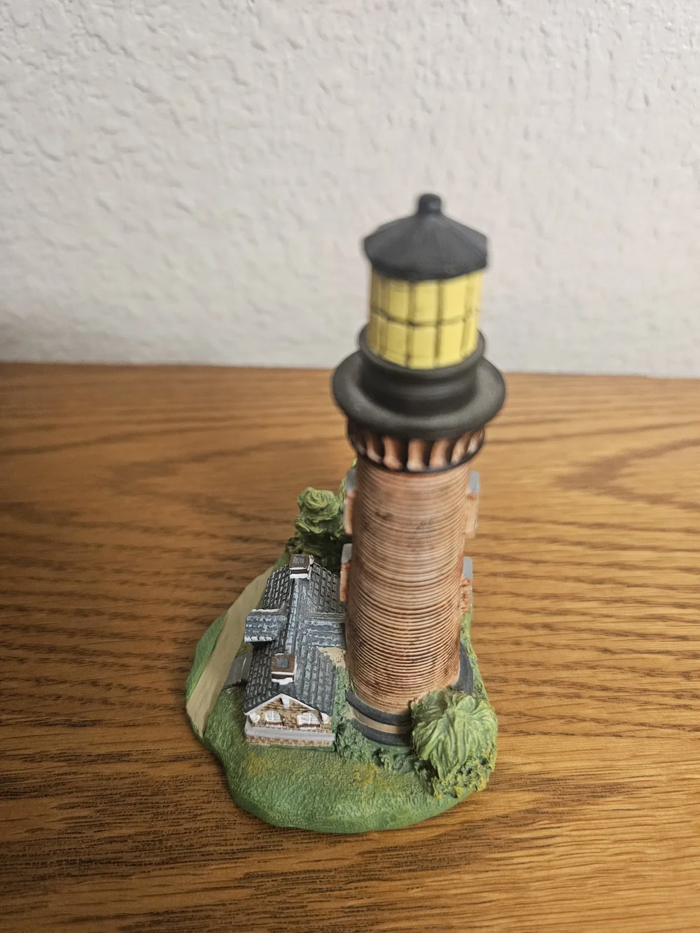 Spoontiques Currituck Beach Lighthouse Figurine #009088 Corolla NC Outer Banks